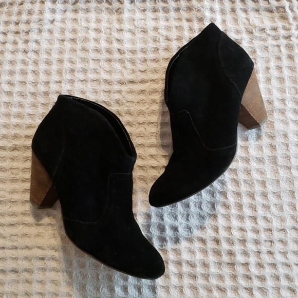 Carlos Santana Shoes - Carlos Santana booties